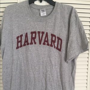 Harvard college t-shirt
